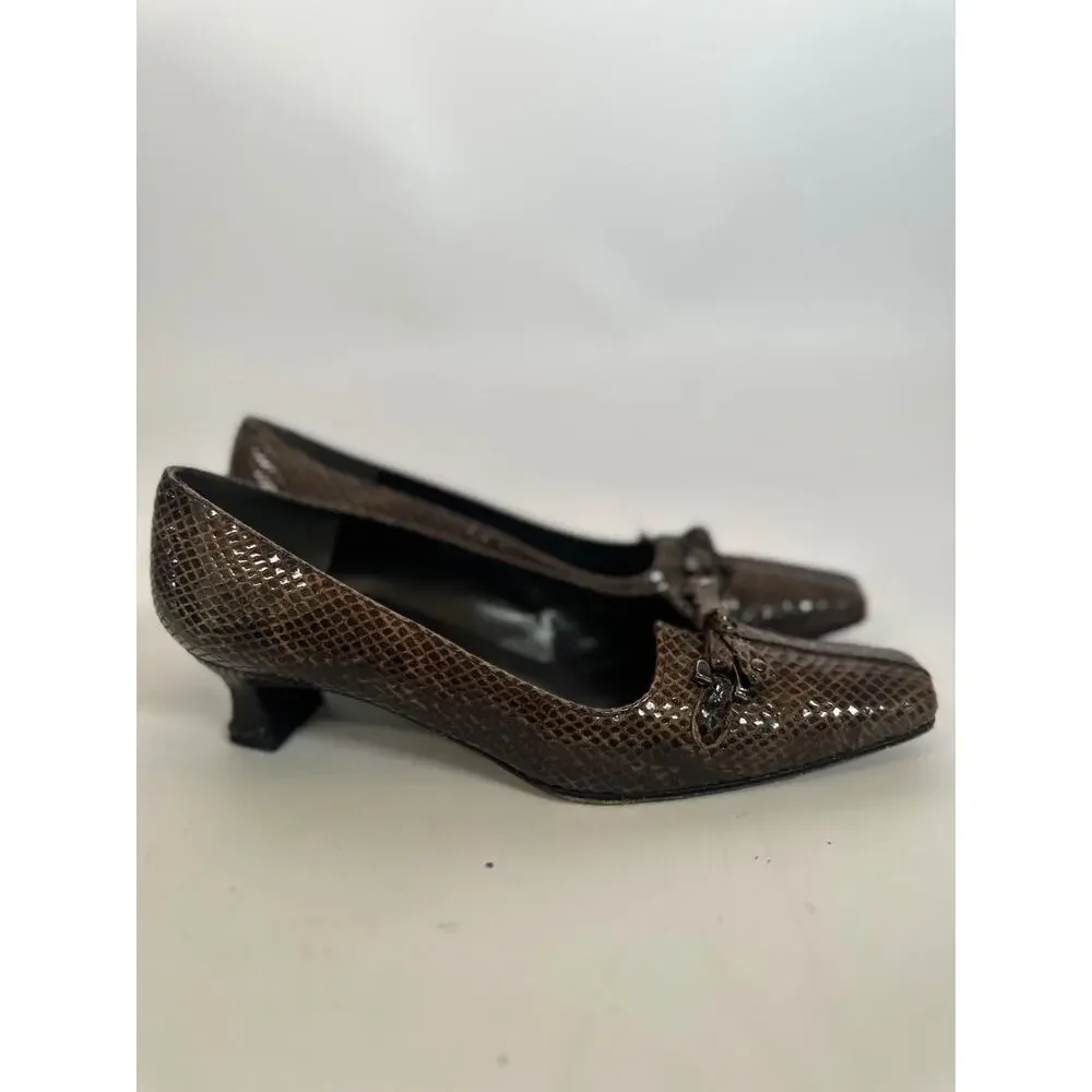 Stuart Weitzman elegant stuart